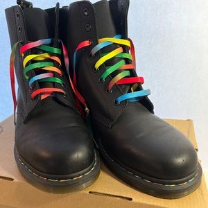Dr. Martens Air Wair Men’s Pascal 1460 Black & Rainbow Pride Boots Size 12 EUC
